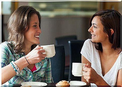 Girlfriends drinking coffee